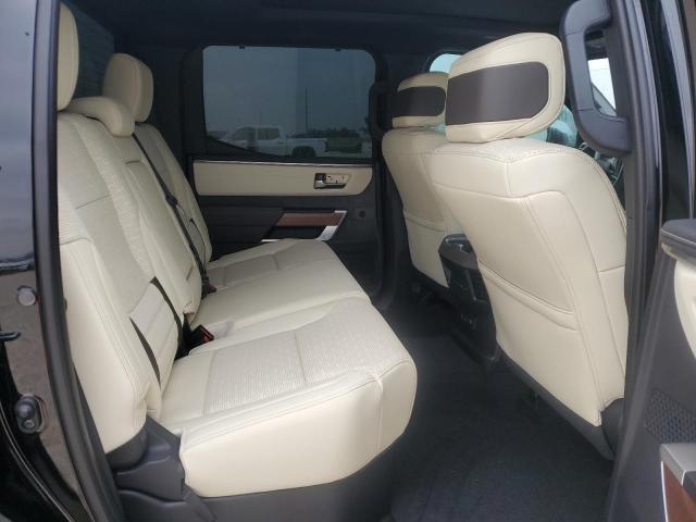 5TFMA5DB0PX105064 - 2023 TOYOTA TUNDRA CREWMAX PLATINUM Schwarz Foto 11