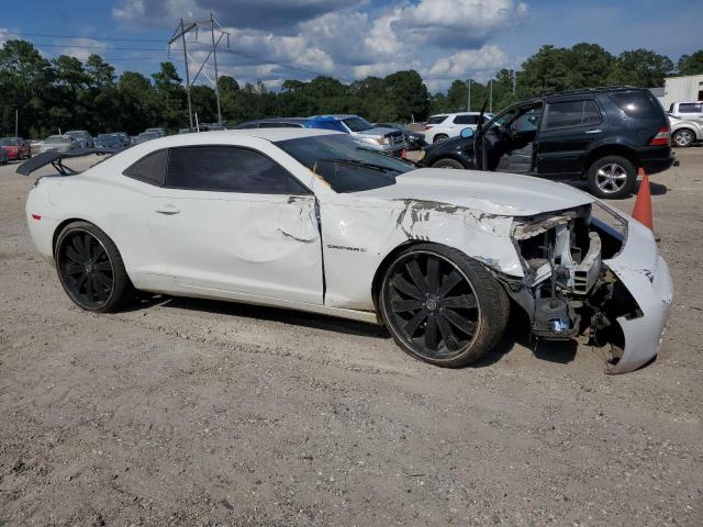 2G1FA1E35C9129323 - 2012 CHEVROLET CAMARO LS WHITE photo 4