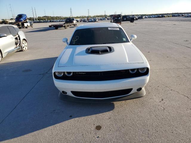 2C3CDZFJ7GH316429 - 2016 DODGE CHALLENGER R/T SCAT PACK WHITE photo 5
