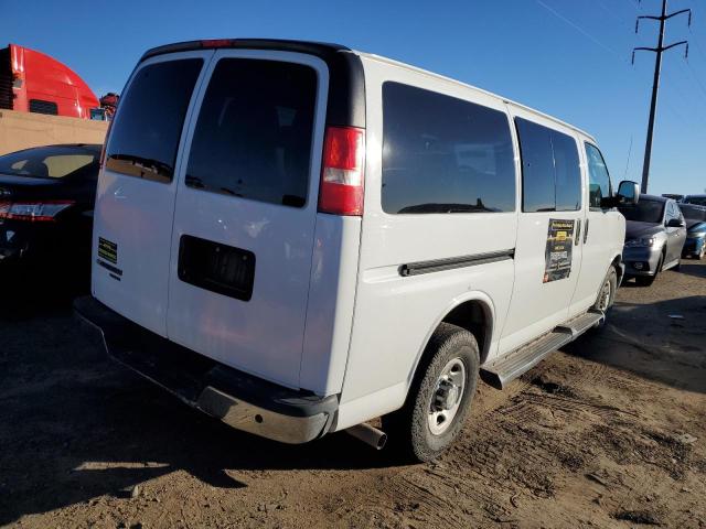 1GBWGFFG2G1275116 - 2016 CHEVROLET EXPRESS G2 LT WHITE photo 3