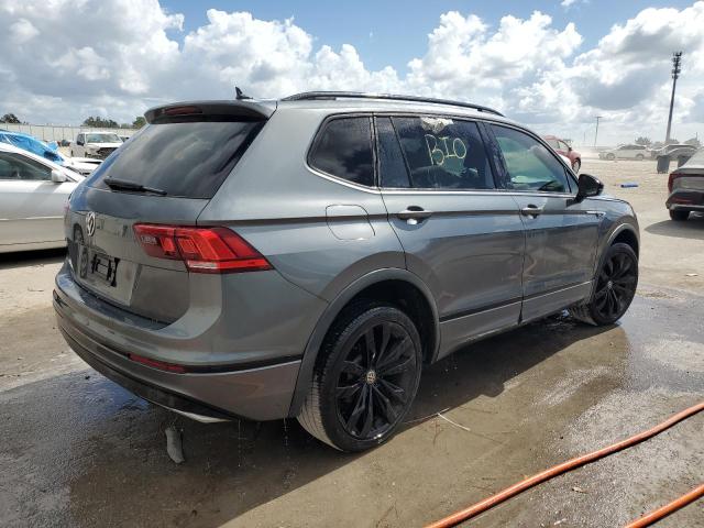 3VV3B7AX1LM122400 - 2020 VOLKSWAGEN TIGUAN SE GRAY photo 3