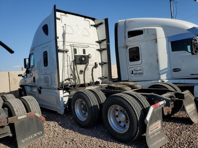 3AKJGLD52GSHF0365 - 2016 FREIGHTLINER CASCADIA 1 WHITE photo 3