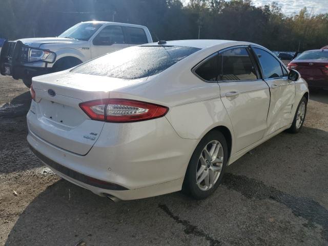 3FA6P0HD3GR311046 - 2016 FORD FUSION SE WHITE photo 3