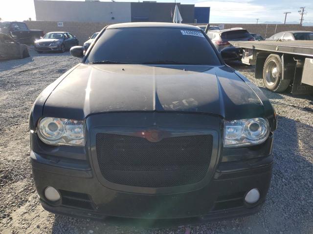 2C3LA73W56H142713 - 2006 CHRYSLER 300C SRT-8 BLACK photo 5