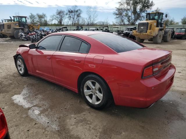 2C3CDXBG7DH512803 - 2013 DODGE CHARGER SE RED photo 2