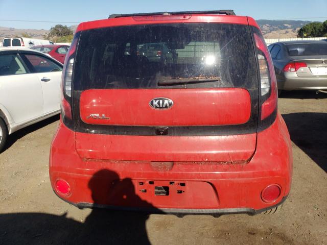 KNDJP3A58J7557758 - 2018 KIA SOUL + RED photo 6