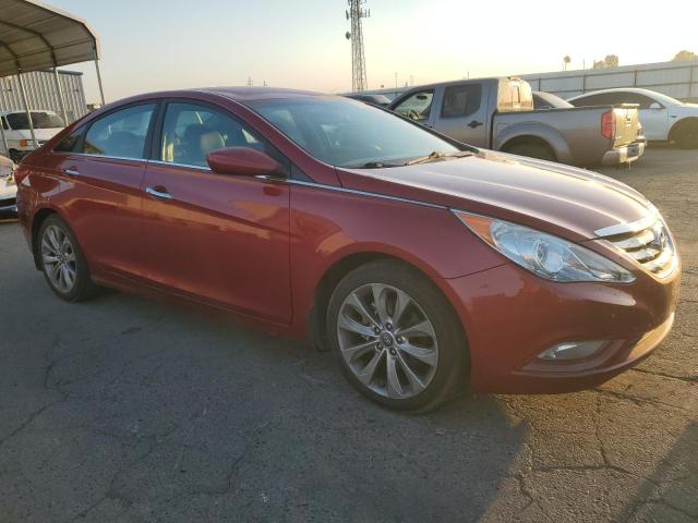 5NPEC4AC8DH522168 - 2013 HYUNDAI SONATA SE RED photo 4