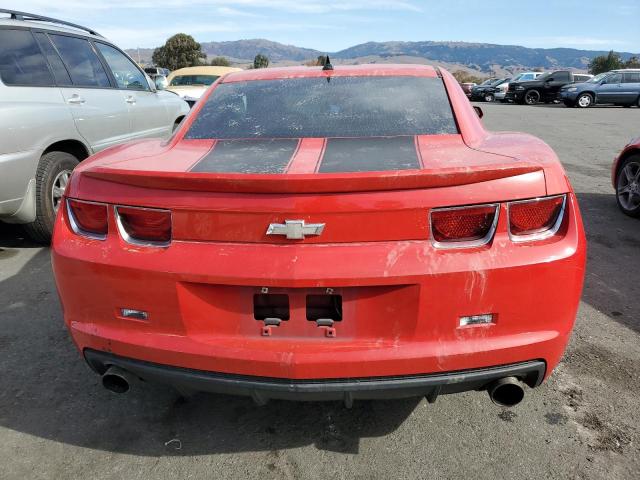 2G1FE1E32C9197602 - 2012 CHEVROLET CAMARO LS RED photo 6