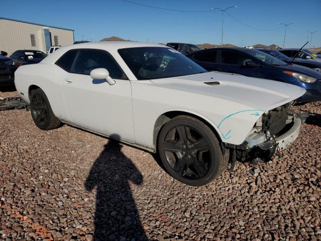 2C3CDYAG7CH194106 - 2012 DODGE CHALLENGER SXT WHITE photo 4