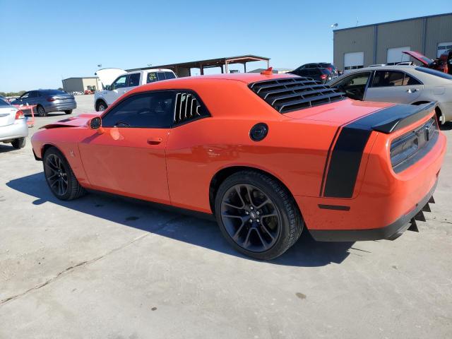 2C3CDZFJ8LH146639 - 2020 DODGE CHALLENGER R/T SCAT PACK ORANGE photo 2