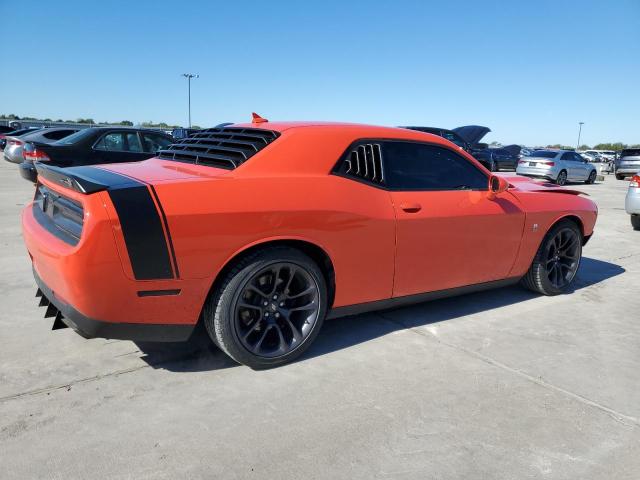 2C3CDZFJ8LH146639 - 2020 DODGE CHALLENGER R/T SCAT PACK ORANGE photo 3