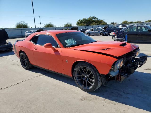 2C3CDZFJ8LH146639 - 2020 DODGE CHALLENGER R/T SCAT PACK ORANGE photo 4