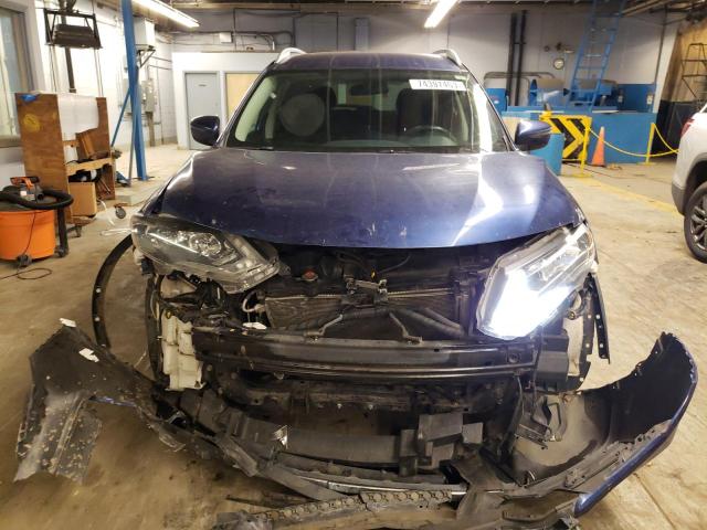 5N1AT2MV2JC759368 - 2018 NISSAN ROGUE S BLUE photo 5