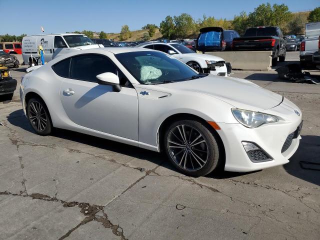 JF1ZNAA12D2706098 - 2013 TOYOTA SCION FR-S WHITE photo 4