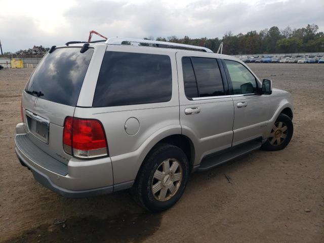 5LMEU88H25ZJ35267 - 2005 LINCOLN AVIATOR ვერცხლისფერი ფოტო 3