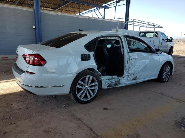 1VWLA7A33KC000715 - 2019 VOLKSWAGEN PASSAT WOLFSBURG 白色 照片 3
