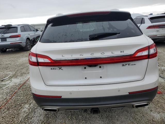 2LMPJ8LP7JBL18720 - 2018 LINCOLN MKX RESERVE Սպիտակ լուսանկար 6
