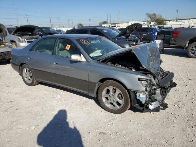 JT8BF28G9Y5079623 - 2000 LEXUS ES 300 GRAY photo 4