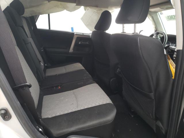 JTEBU5JRXG5393926 - 2016 TOYOTA 4RUNNER SR5/SR5 PREMIUM 银色 照片 11