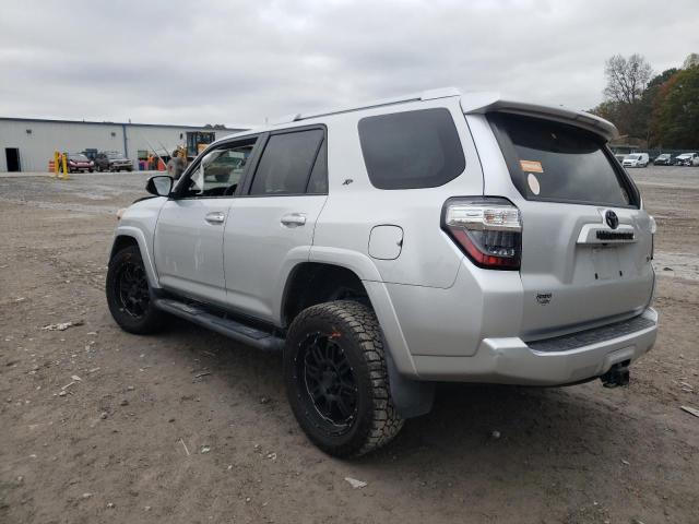 JTEBU5JRXG5393926 - 2016 TOYOTA 4RUNNER SR5/SR5 PREMIUM 银色 照片 2