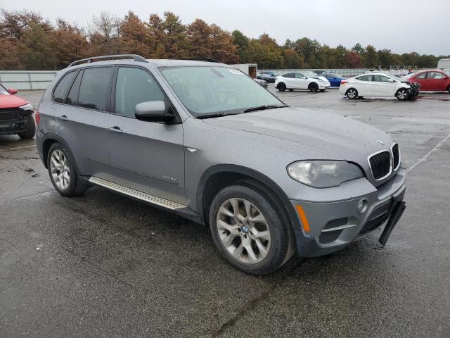 5UXZV4C56BL402726 - 2011 BMW X5 XDRIVE35I GRAY photo 4