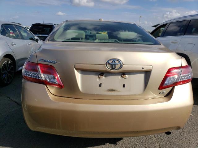 4T1BF3EK3BU714215 - 2011 TOYOTA CAMRY BASE GOLD photo 6