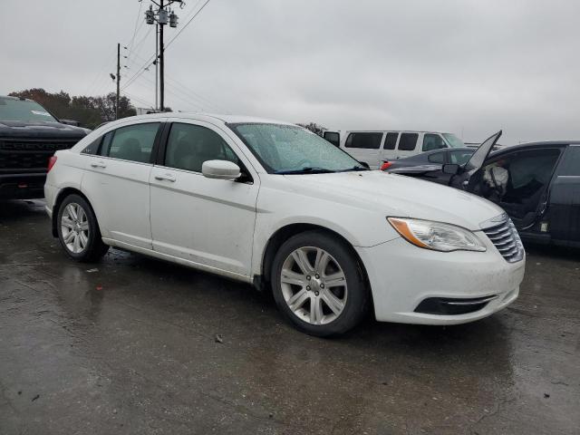 1C3CCBBB3CN299168 - 2012 CHRYSLER 200 TOURING WHITE photo 4