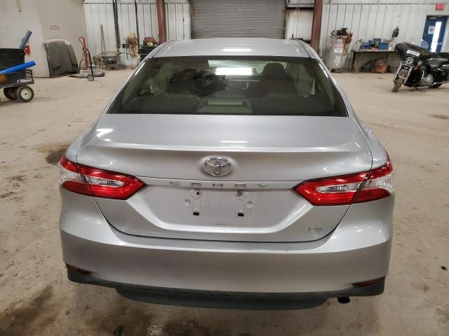 JTNB11HK7J3019528 - 2018 TOYOTA CAMRY L SILVER photo 6