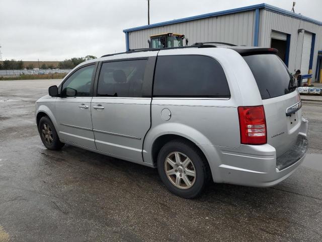 2A8HR54109R530196 - 2009 CHRYSLER TOWN & COU TOURING SILVER photo 2