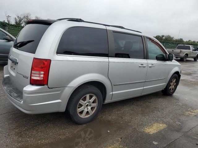 2A8HR54109R530196 - 2009 CHRYSLER TOWN & COU TOURING SILVER photo 3