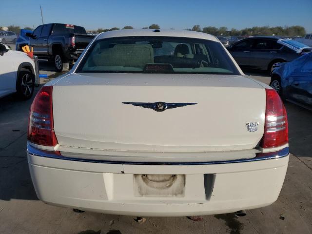 2C3KA63H16H399570 - 2006 CHRYSLER 300C WHITE photo 6