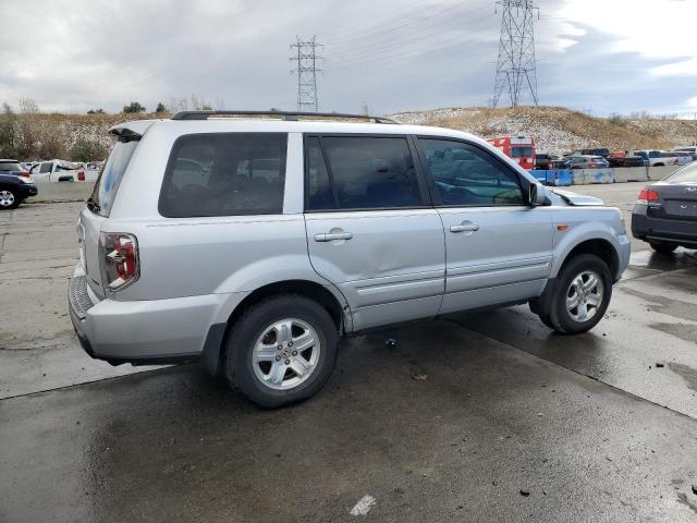 5FNYF18258B000599 - 2008 HONDA PILOT VP SILVER photo 3