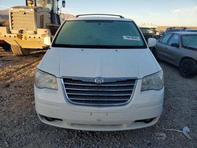 2A4RR5D11AR350610 - 2012 CHRYSLER TOWN AND C TOURING WHITE photo 5