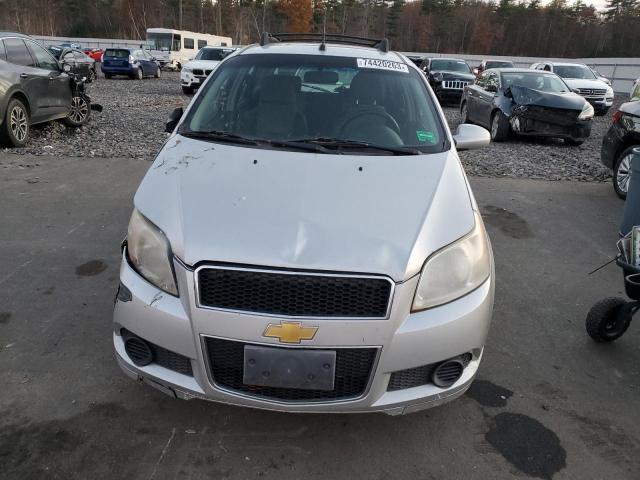 KL1TD66E49B626019 - 2009 CHEVROLET AVEO LS SILVER photo 5