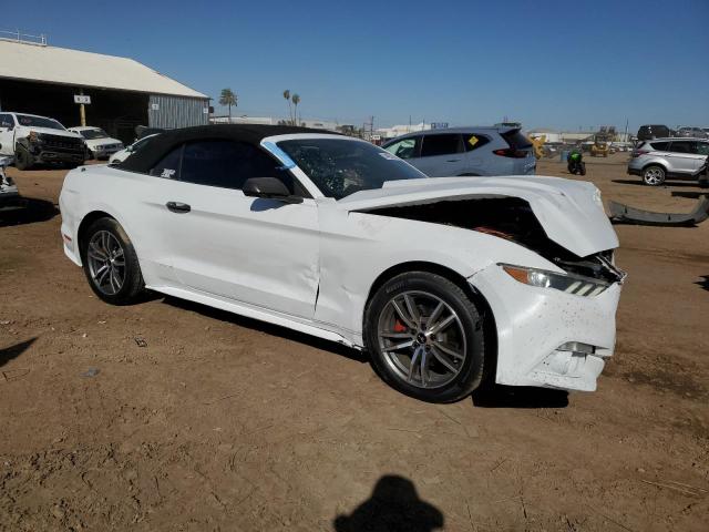 1FATP8UH5F5400676 - 2015 FORD MUSTANG WHITE photo 4