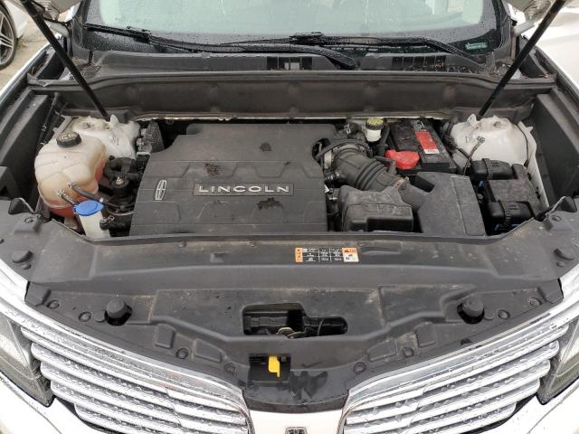 2LMTJ8LR0GBL72742 - 2016 LINCOLN MKX RESERVE 白色 照片 12