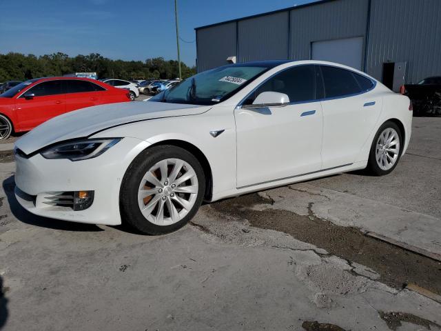 5YJSA1E26JF258371 - 2018 TESLA MODEL S WHITE photo 1