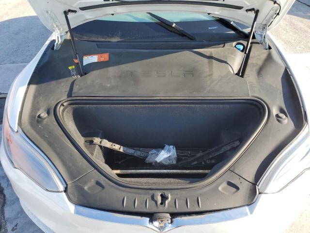 5YJSA1E26JF258371 - 2018 TESLA MODEL S WHITE photo 11