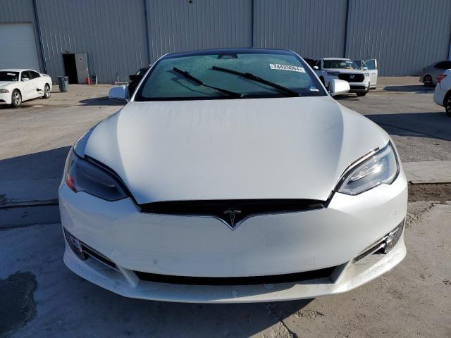 5YJSA1E26JF258371 - 2018 TESLA MODEL S WHITE photo 5