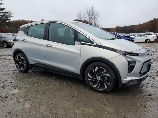 1G1FX6S05P4132690 - 2019 CHEVROLET BOLT EV 2LT SILVER photo 4