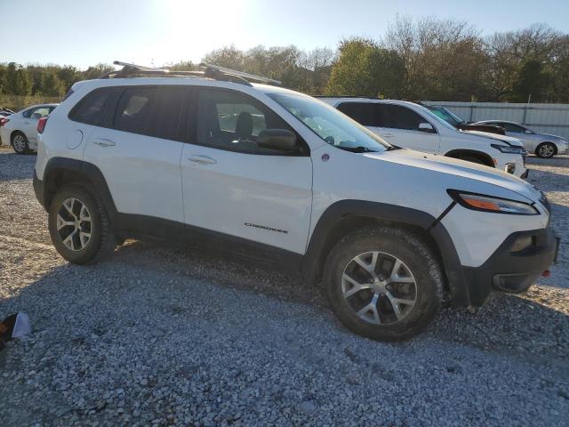 1C4PJMBS2FW787010 - 2015 JEEP CHEROKEE TRAILHAWK WHITE photo 4