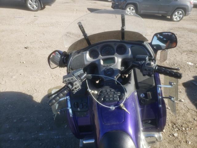 1HFSC47082A111153 - 2002 HONDA GL1800 PURPLE photo 5