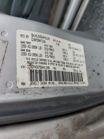 1C4GP45R75B441208 - 2005 CHRYSLER TOWN & COU ნაცრისფერი ფოტო 13