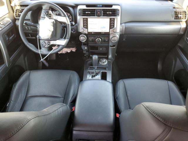 JTEMU5JR1M5968130 - 2021 TOYOTA 4RUNNER SR5/SR5 PREMIUM 银色 照片 8