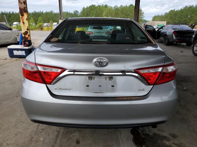 4T1BF1FK0FU023913 - 2015 TOYOTA CAMRY LE SILVER photo 6