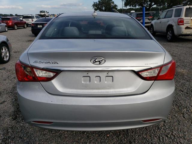 5NPEB4AC0CH325075 - 2012 HYUNDAI SONATA GLS SILVER photo 6