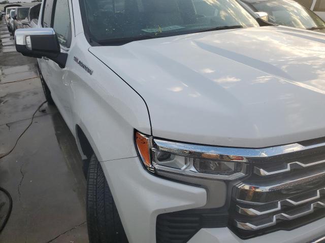 2GCPAEED9N1500139 - 2022 CHEVROLET SILVERADO C1500 LTZ WHITE photo 4