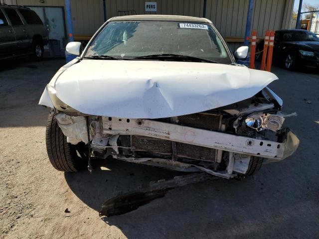 JTKJF5C74B3002787 - 2011 TOYOTA SCION TC 白色 照片 5