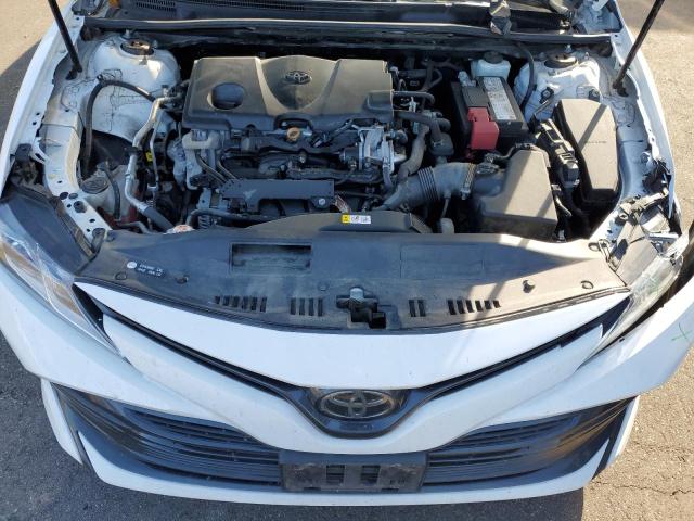 4T1C11AK3LU348335 - 2020 TOYOTA CAMRY LE WHITE photo 11