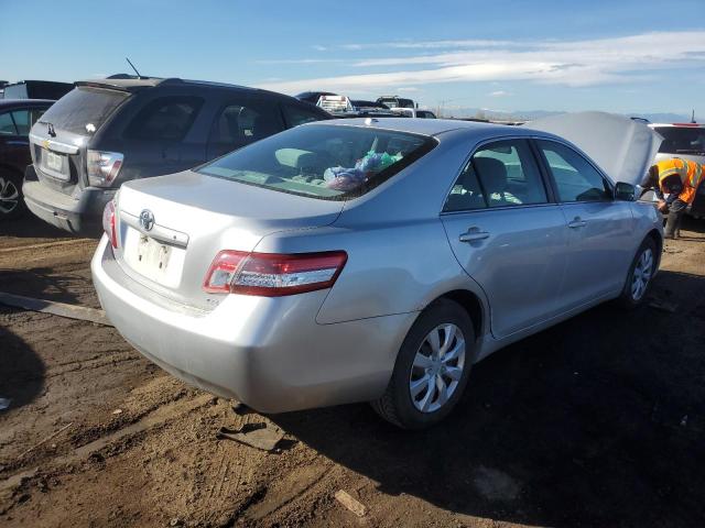 4T1BF3EK9BU136881 - 2011 TOYOTA CAMRY BASE SILVER photo 3